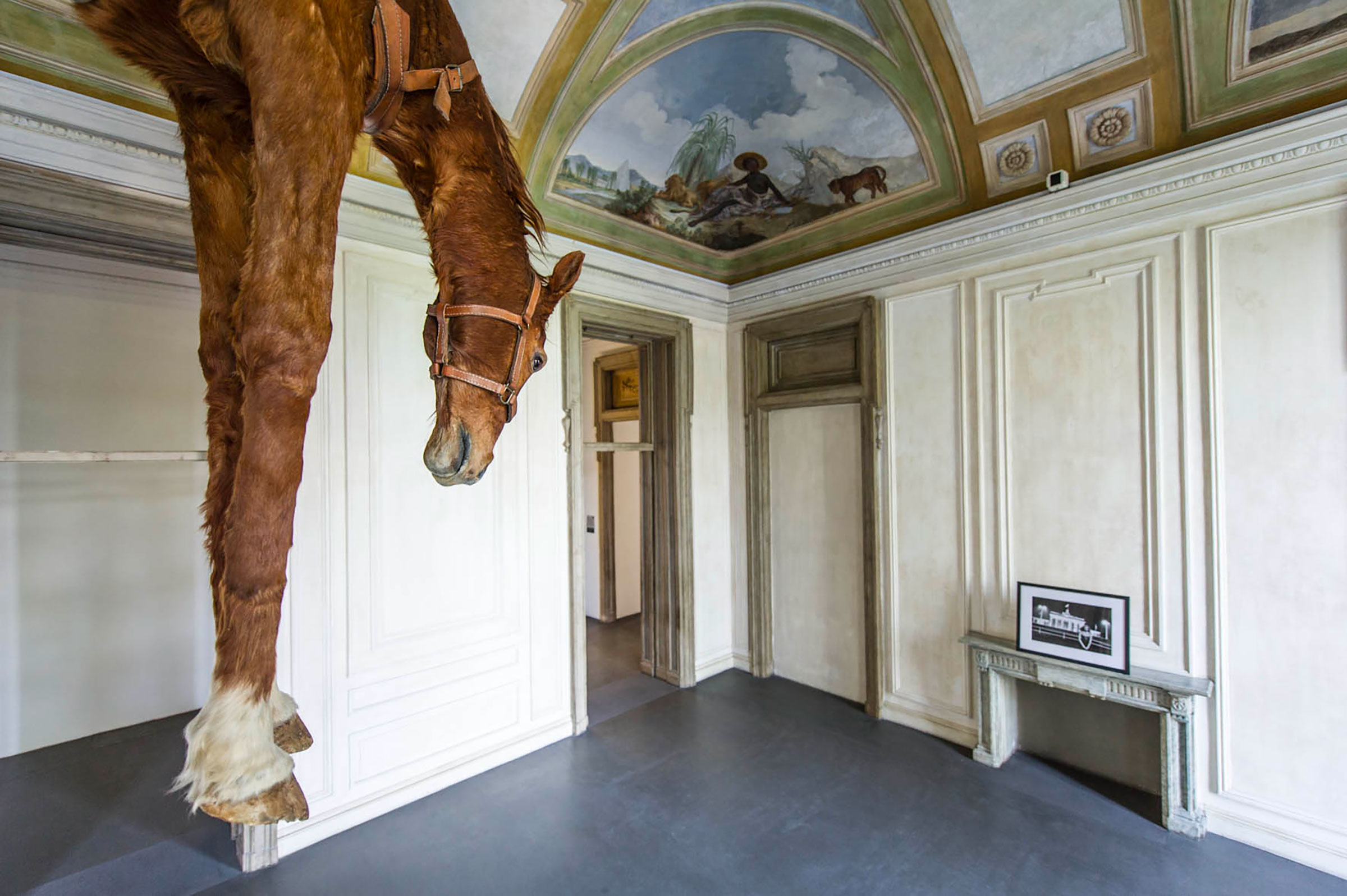 Maurizio Cattelan, Novecento, 1997, Helmut Newton, The Brandeburg Gate and the Berlin Wall, 1987